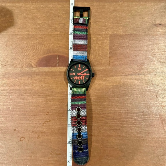 Neff “Daily” Watch / Lightly Used - Picture 3 of 4
